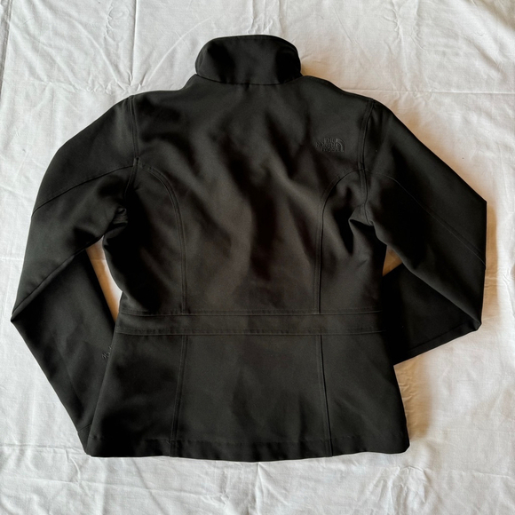 The North Face Women's Jacket, Classic 4 (four) Pocket Utility Waterproof Coat S - Picture 4 of 10